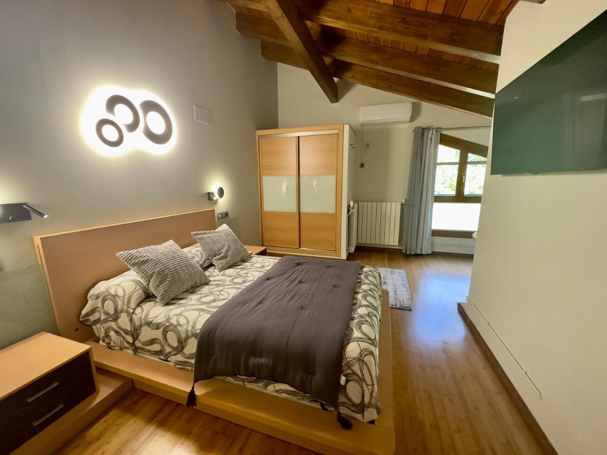 La Llardana Guest House Benasque Eksteriør bilde