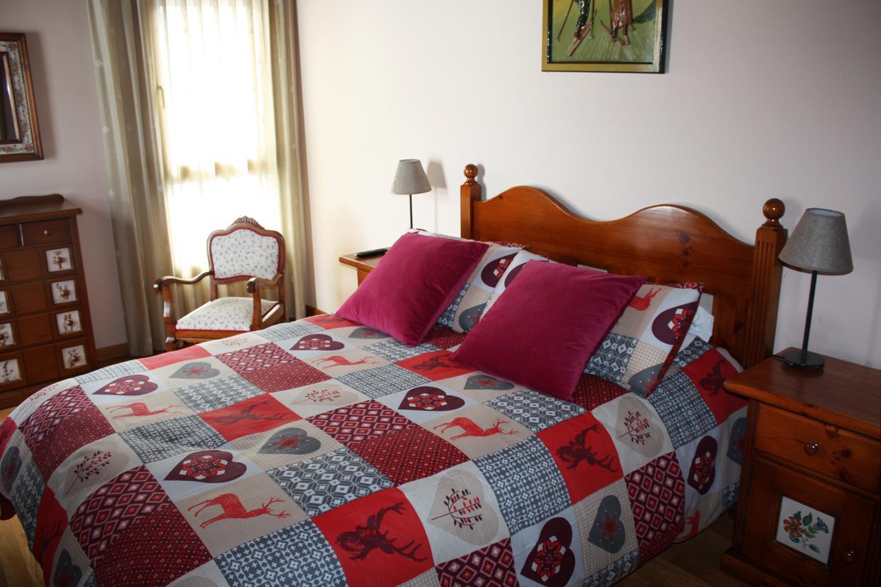 La Llardana Guest House Benasque Eksteriør bilde