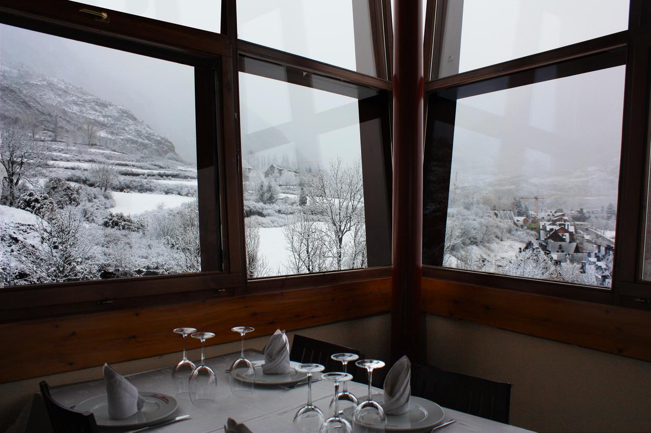 La Llardana Guest House Benasque Eksteriør bilde